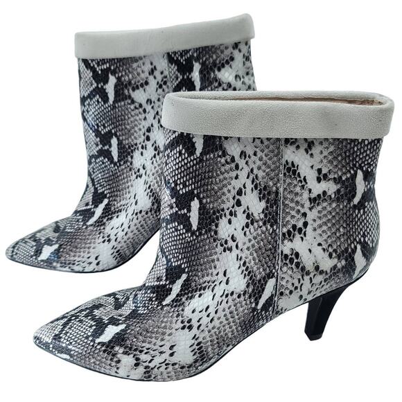 42 Gold Womens Ojai Gray Black Snake Skin Print Heel Ankle Bootie Size 7 NEW - Picture 1 of 11
